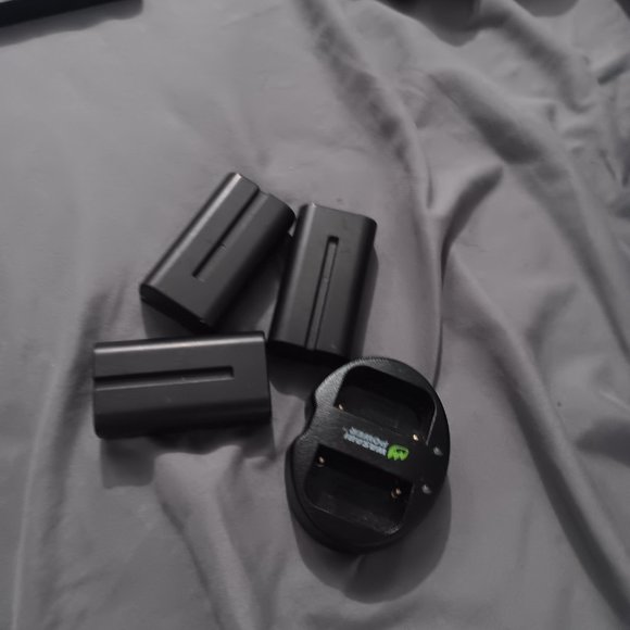 Black Magic 6k pro camera,  sigma lens and accessories - Picture 2 of 8